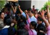 ഓമല്ലൂർ വൃദ്ധസദനത്തിൻറെ അംഗീകാരം റദ്ദാക്കും; ഉടമയുടെ പ്രാർത്ഥനാ കേന്ദ്രത്തിന് മുന്നിൽ ബിജെപി പ്രതിഷേധം, തർക്കം ഏറ്റുമുട്ടൽ